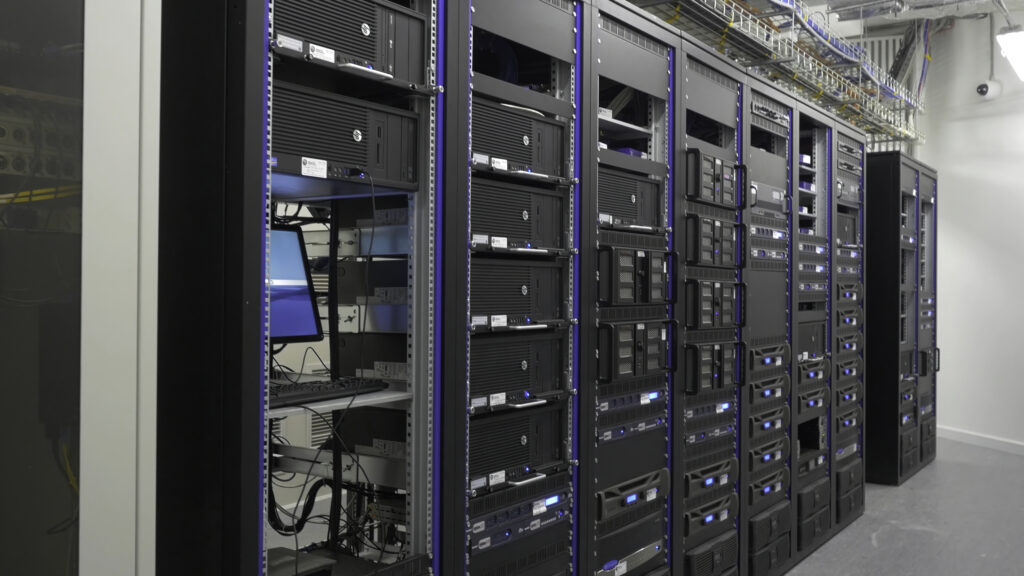 En un rack, dos grados son un incidente: monitoreo rack por rack